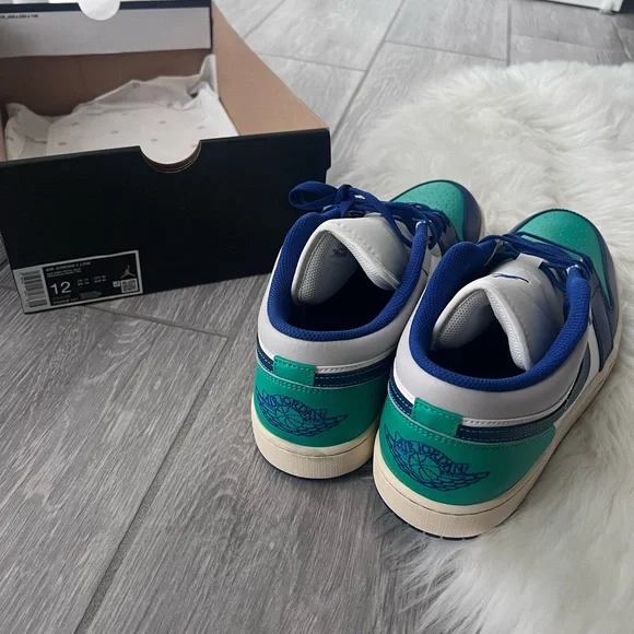 Jordan AJ 1 Low Men's Sneakers - Blue and Green - Picture 4 of 10